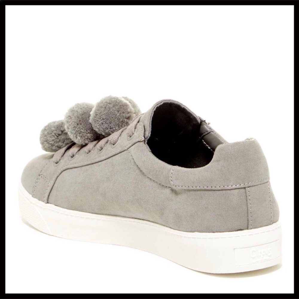 SAM EDELMAN LUXE GREY POM POM FLAT SNEAKERS - Picture 3 of 8